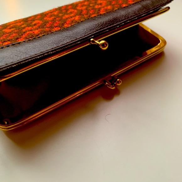 Vintage Stitched Boho 70s Clutch In Orange and Pink - Picture 9 of 13
